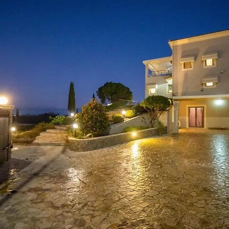 Sorellina Villa *