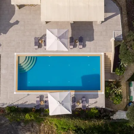 Sorellina Villa Gouvia